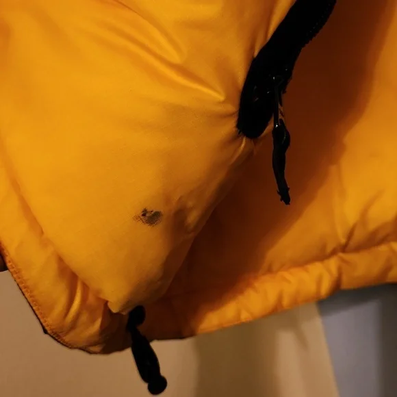 Nautica Men's Puffer Vest - Picture 5 of 7